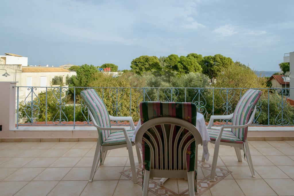 Athenian Spiti Vila Loútsa Exterior foto