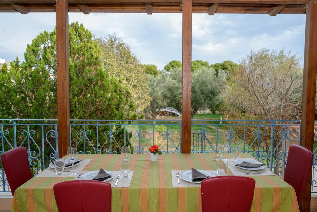 Athenian Spiti Vila Loútsa Exterior foto